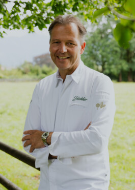 Peter Oliver Wolff